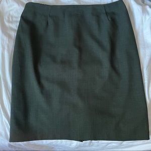 Kaki green vintage pencil skirt